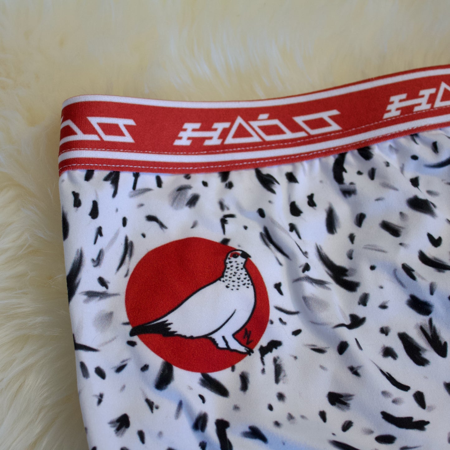 AQIGGIQ PRINT SHORTS