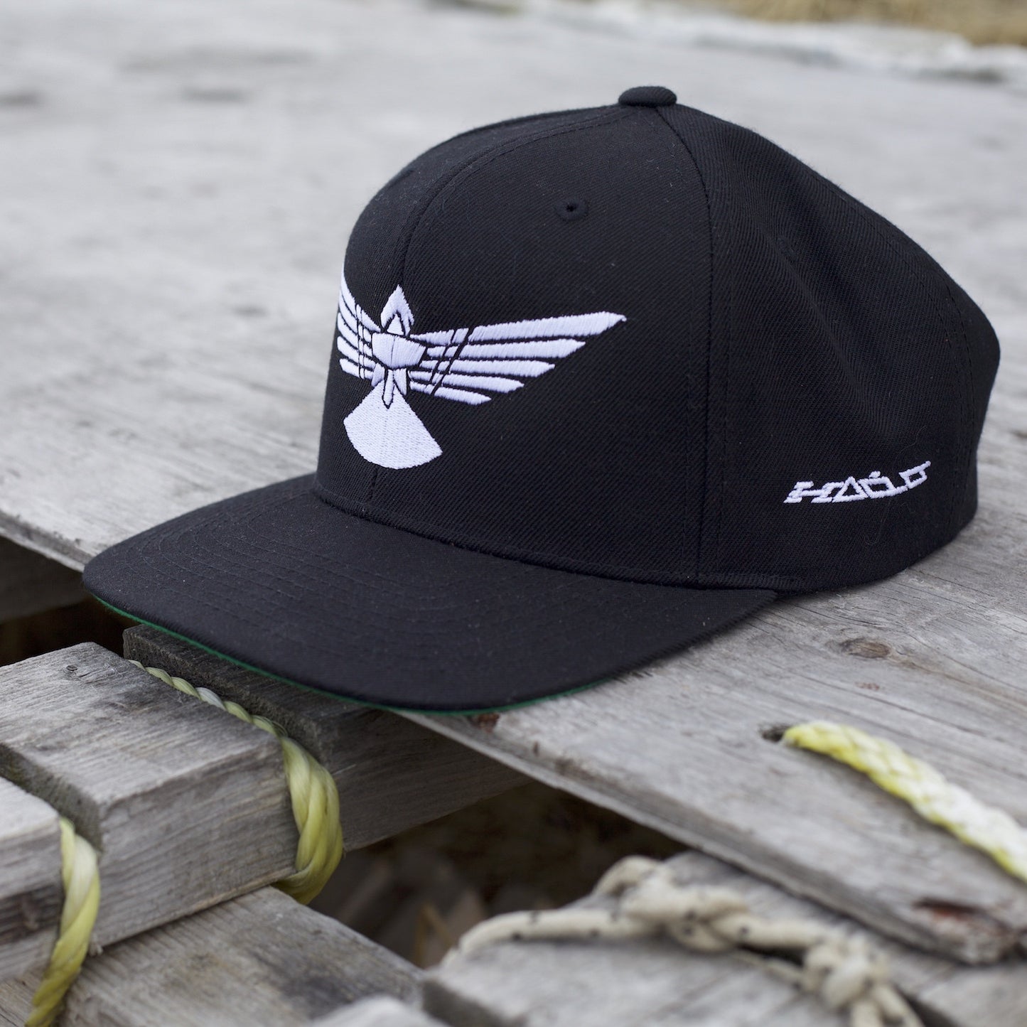 INUKHIUTIT TINGMIAQ CAP (BLACK)