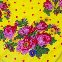 YELLOW PIRUQHIAT SCARF
