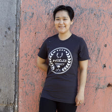 HINAANI EMBLEM T-SHIRT (UNISEX)