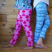 BLUE KAKINNIIT NUTARAQ LEGGINGS