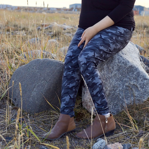 TINGMIAT CAMO LEGGINGS (BLACK)