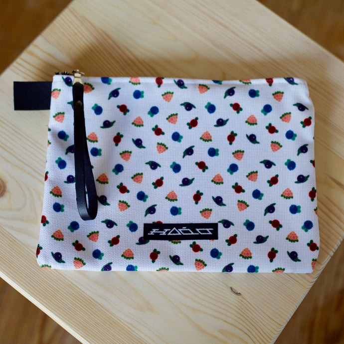 PAURNAIT CLUTCH