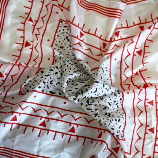 AQIGGIQ KAKINNIIT SCARF