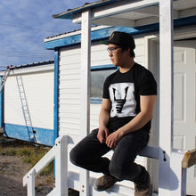 DISTRESSED KAKIVAK T-SHIRT (UNISEX)